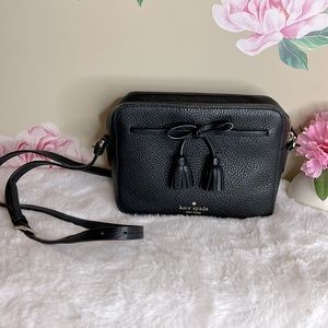Kate Spade New York ♠️
HAYES STREET ARLA CROSSBODY
